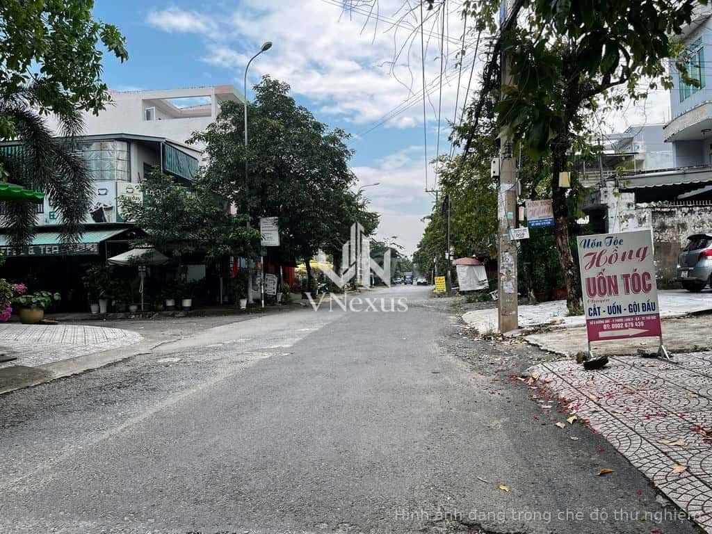 Bán Lô Đất Mặt tiền đường D3, KDC Nam Long, Quận 9, TP. HCM