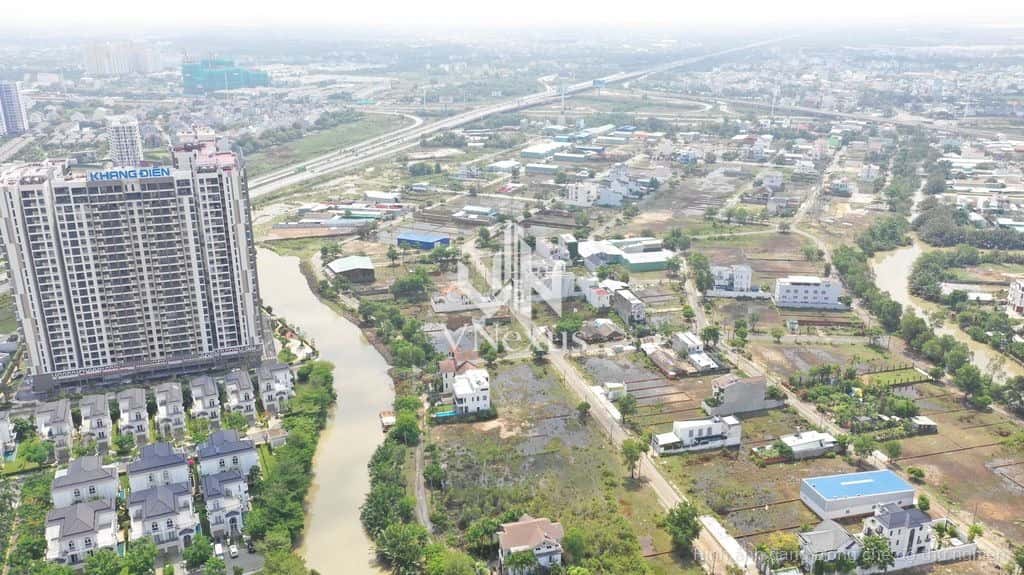 Bán lô đất đẹp Mặt tiền Rạch KDC Bách khoa, Phường Long Trường, Tp.HCM